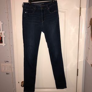 American Eagle High Rise Skinny Jean - Size 8